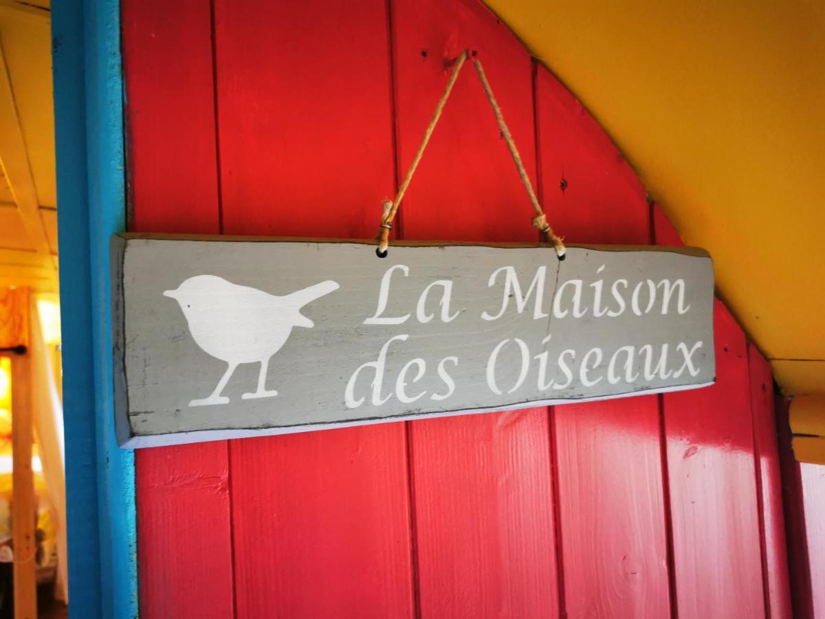 La Maison Des Oiseaux. Roulotte Achicourt Экстерьер фото